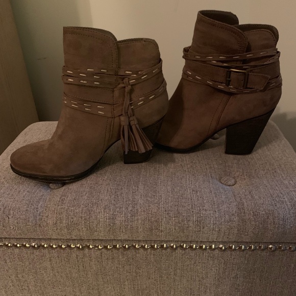 Grey Booties - Picture 2 of 4